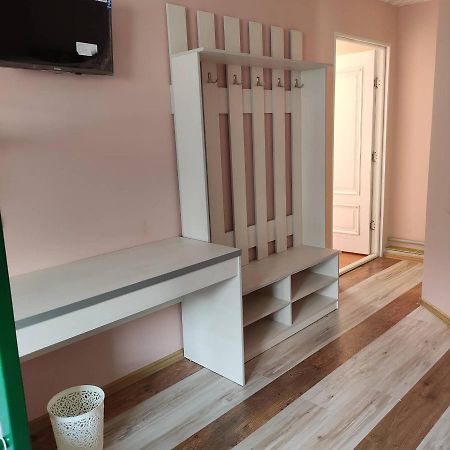אקטאו Hostel Mandarin מראה חיצוני תמונה