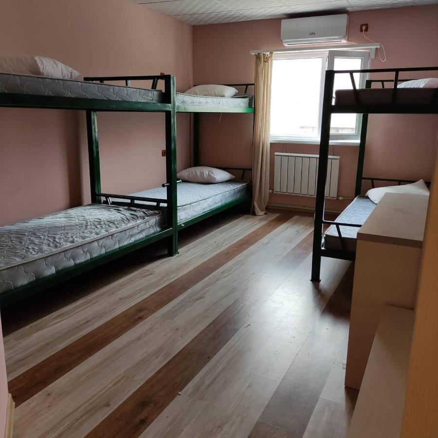 אקטאו Hostel Mandarin מראה חיצוני תמונה